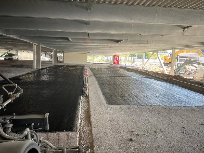 Emulsion de bitume par une répandeuse 